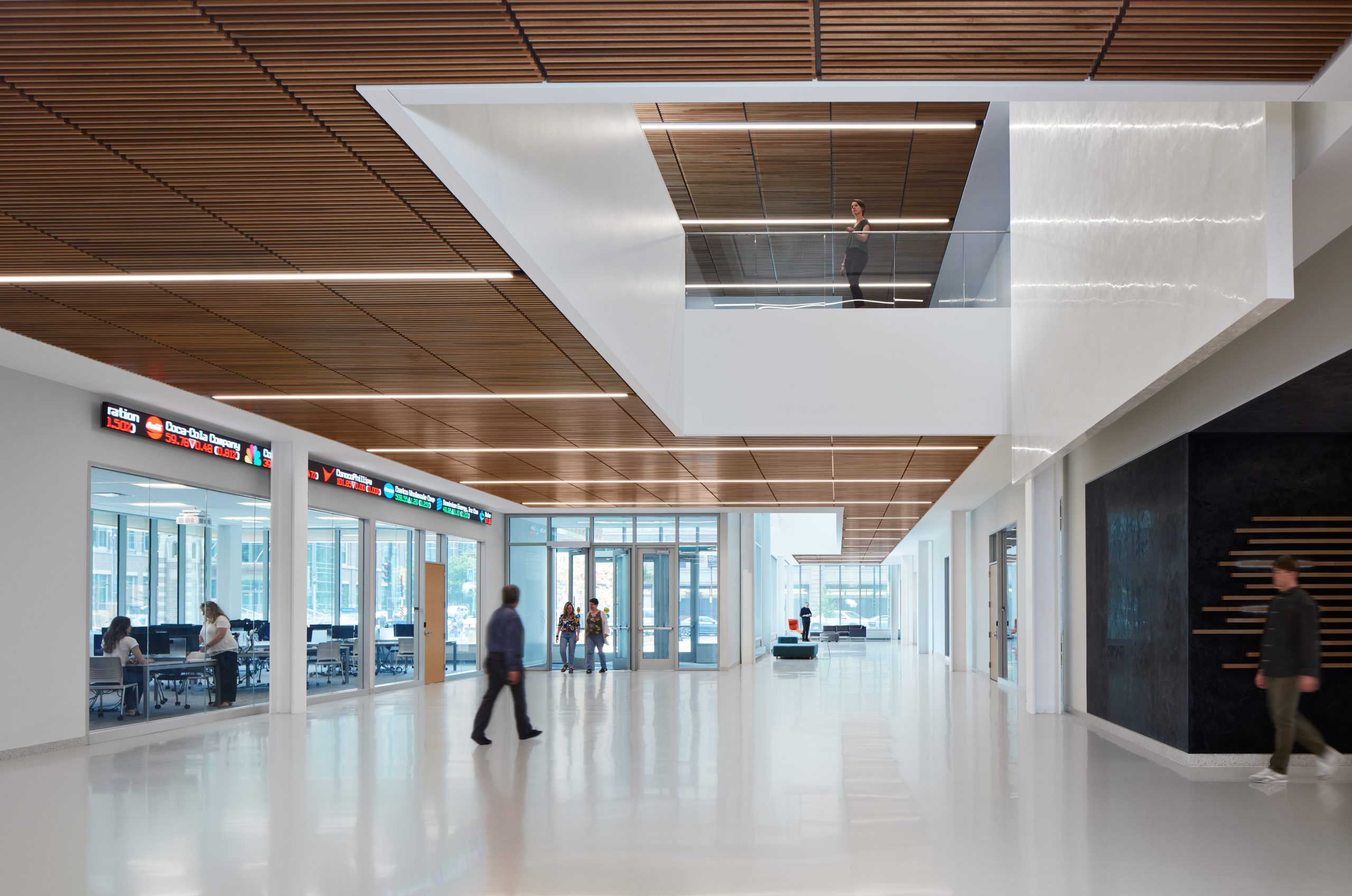 Marquette University_Dr. E. J. and Margaret O’Brien Hall_Lobby + AIM